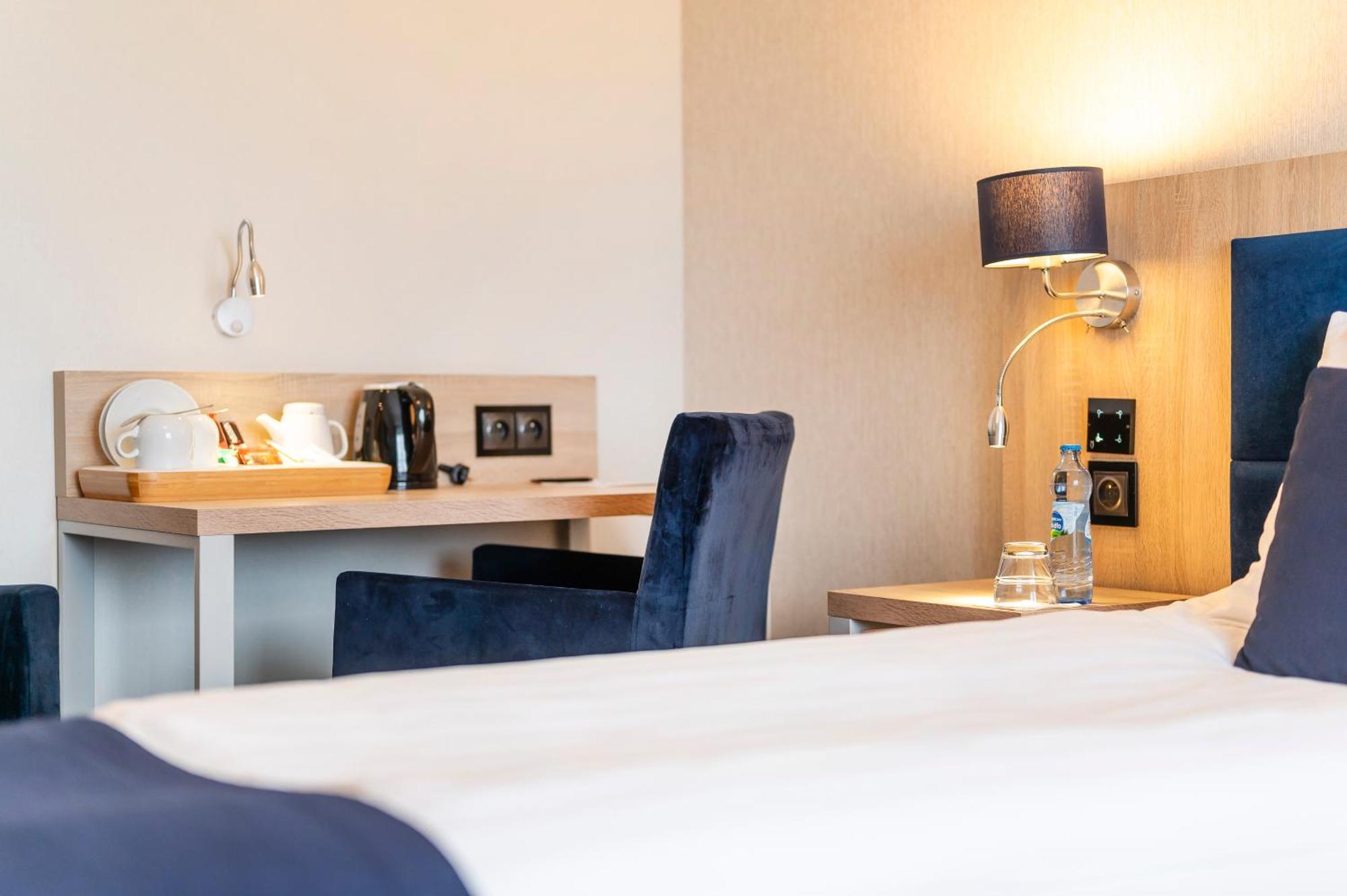 Ignasiak Hotel Września Kültér fotó