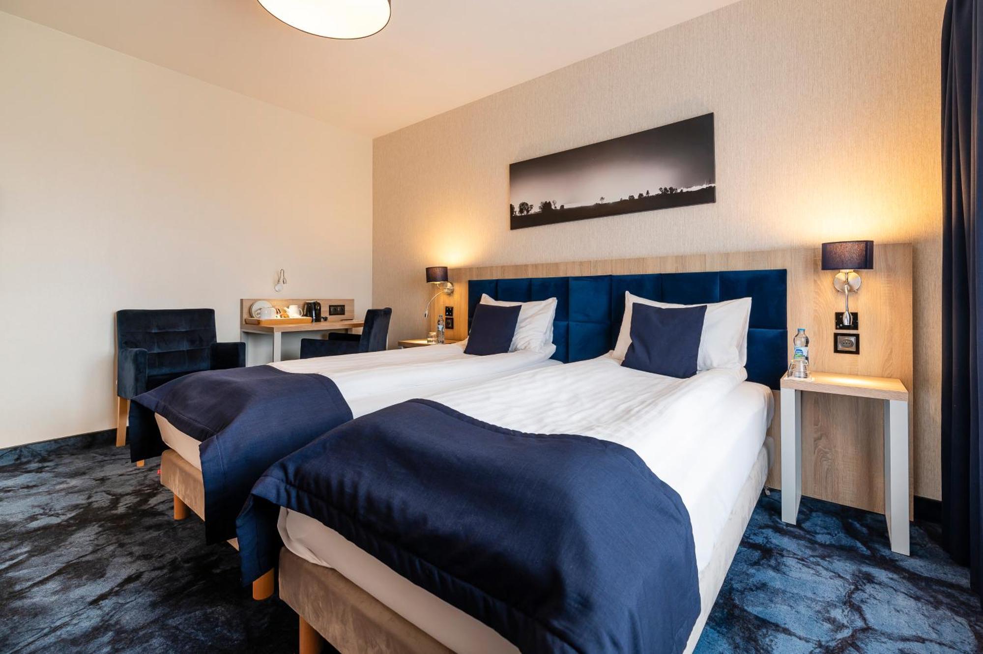 Ignasiak Hotel Września Kültér fotó